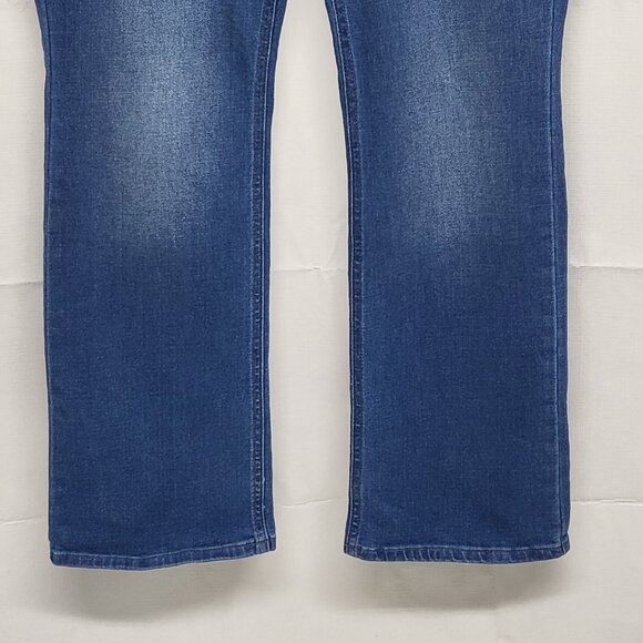 Old Navy Jeans Wow Boot Cut Womens 10 Short Stretch Mid Rise Denim Pants 33 X 29 - Picture 3 of 16